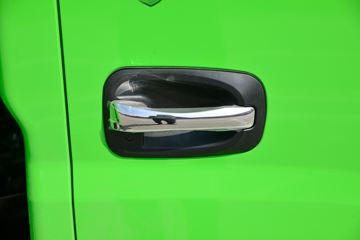 ���� ����R5 120���� 4X2 3.3����ж��(����)ͼƬ
