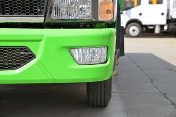 ���� ����R5 120���� 4X2 3.3����ж��(����)ͼƬ