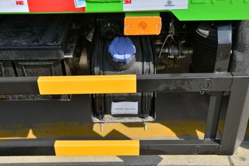 ���� ����R5 120���� 4X2 3.3����ж��(����)ͼƬ