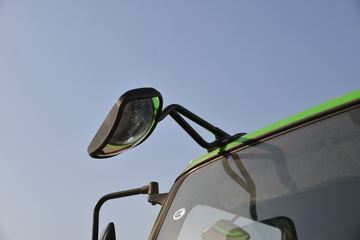 ���� ����R6 180���� 4��2 3.9����ж��(����)ͼƬ