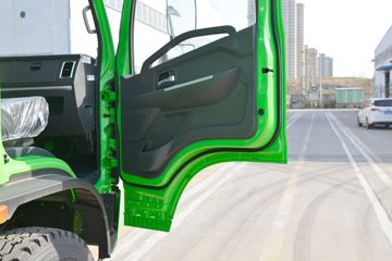 ���� ����R6 180���� 4��2 3.9����ж��(����)ͼƬ