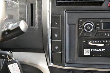 ���� ����R6 180���� 4��2 3.9����ж��(����)ͼƬ