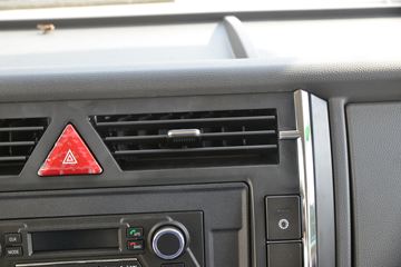 ���� ����R6 180���� 4��2 3.9����ж��(����)ͼƬ