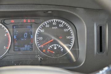 ���� ����R6 180���� 4��2 3.9����ж��(����)ͼƬ