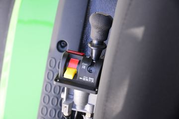 ���� ����R6 180���� 4��2 3.9����ж��(����)ͼƬ