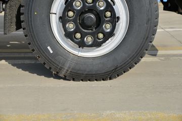 ���� ����R6 180���� 4��2 3.9����ж��(����)ͼƬ