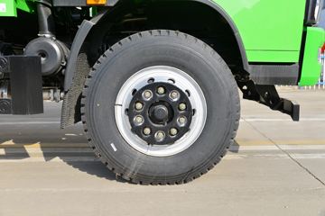 ���� ����R6 180���� 4��2 3.9����ж��(����)ͼƬ