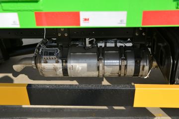 ���� ����R6 180���� 4��2 3.9����ж��(����)ͼƬ