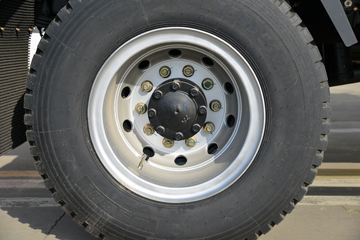 ���� ����R6 180���� 4��2 3.9����ж��(����)ͼƬ