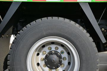 ���� ����R6 180���� 4��2 3.9����ж��(����)ͼƬ