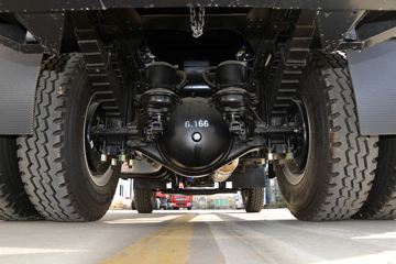 ���� ����R6 180���� 4��2 3.9����ж��(����)ͼƬ