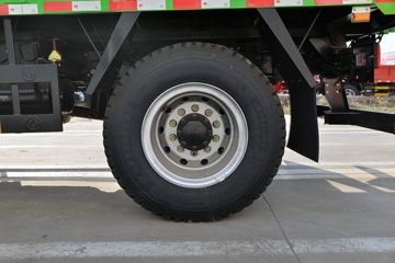 ���� ����R6 180���� 4��2 3.9����ж��(����)ͼƬ