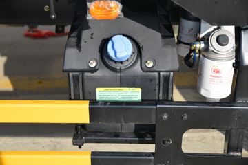 ���� ����F5 126���� 3.8�׵��������Ῠ(����)(EQ1044S3EDF)ͼƬ