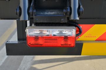 ���� ����F8 184���� 4X2 ƽ�����䳵(EQ5145TPB8EDCAC)ͼƬ