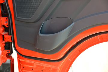 ���� ����R7 170���� 4X2 4.8����ж��(����)ͼƬ