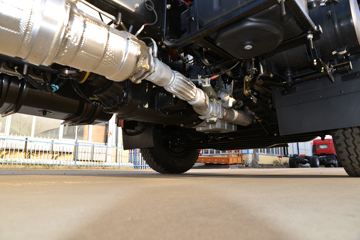 ���� ����R7 170���� 4X2 4.8����ж��(����)ͼƬ