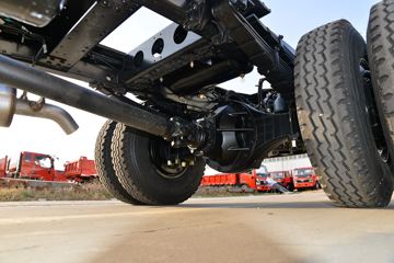 ���� ����R7 170���� 4X2 4.8����ж��(����)ͼƬ