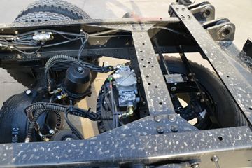 ���� ����R7 170���� 4X2 4.8����ж��(����)ͼƬ