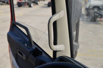 ���� ������D9K 260���� 4X2 6.8����ʽ�ػ���(����)(EQ5181XXYL9CDGAC)ͼƬ