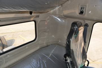 ���� ������D9K 260���� 4X2 6.8����ʽ�ػ���(����)(EQ5181XXYL9CDGAC)ͼƬ