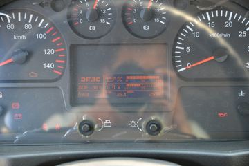 ���� ������D9K 260���� 4X2 6.8����ʽ�ػ���(����)(EQ5181XXYL9CDGAC)ͼƬ