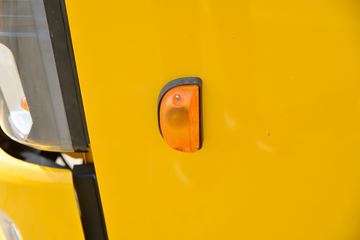 ���� ������D8 ���ܰ� 165���� 4X2 5.8�׵�����ʽ�ػ���(����)(EQ5160XXY8CDEAC)ͼƬ