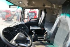 东风 多利卡D9K 260马力 4X2 6.8米厢式载货车(国六)(EQ5181XXYL9CDGAC)