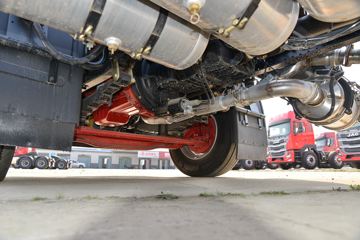 ���� ������D9K 260���� 4X2 6.8����ʽ�ػ���(����)(EQ5181XXYL9CDGAC)ͼƬ