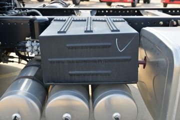 ���� ������D9K 260���� 4X2 6.8����ʽ�ػ���(����)(EQ5181XXYL9CDGAC)ͼƬ