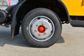 多利卡D8&nbsp;载货车底盘                                                图片