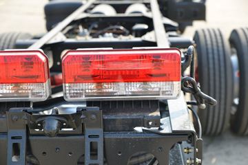 ���� ������D8 ���ܰ� 165���� 4X2 5.8�׵�����ʽ�ػ���(����)(EQ5160XXY8CDEAC)ͼƬ