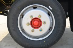 东风 多利卡D8 锐能版 165马力 4X2 5.8米单排厢式载货车(国六)(EQ5160XXY8CDEAC)