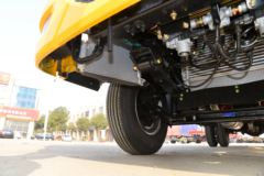 东风 多利卡D6 115马力 3.25米双排栏板轻卡(国六)