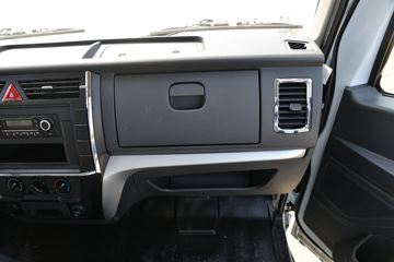 ���� ������D5 ���ܰ� 115���� 3.8�׵�����ʽ�Ῠ(����)(��ɲ)ͼƬ