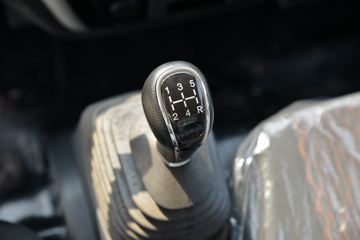 ���� ������D5 ���ܰ� 115���� 3.8�׵�����ʽ�Ῠ(����)(��ɲ)ͼƬ