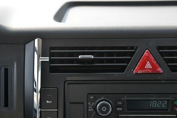 ���� ������D5 ���ܰ� 115���� 3.8�׵�����ʽ�Ῠ(����)(��ɲ)ͼƬ