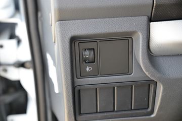 ���� ������D5 ���ܰ� 115���� 3.8�׵�����ʽ�Ῠ(����)(��ɲ)ͼƬ