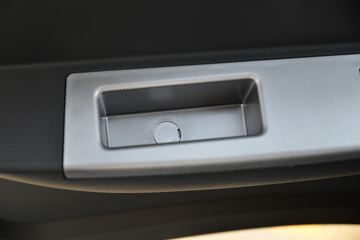 ���� ������D5 ���ܰ� 115���� 3.8�׵�����ʽ�Ῠ(����)(��ɲ)ͼƬ