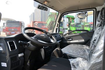 ���� ������D5 ���ܰ� 115���� 3.8�׵�����ʽ�Ῠ(����)(��ɲ)ͼƬ