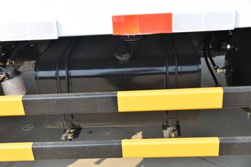 ���� ������D5 ���ܰ� 115���� 3.8�׵�����ʽ�Ῠ(����)(��ɲ)ͼƬ