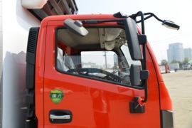 多利卡D6&nbsp;冷藏车外观图片