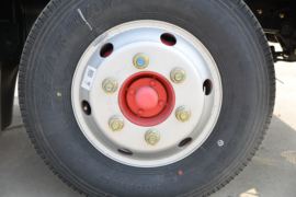 多利卡D6&nbsp;冷藏车底盘图片