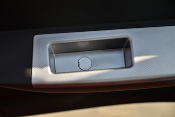 ���� ������D6-L ���ܰ� 140���� 4.2�׵��Ų�դʽ�Ῠ(��ʿ��8��)(����)ͼƬ