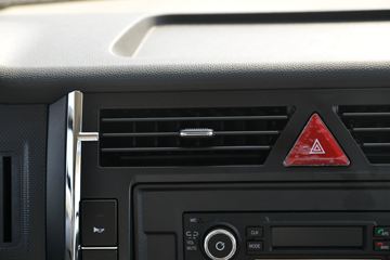���� ������D5 ���ܰ� 115���� 3.8�׵�����ʽ�Ῠ(����)(��ɲ)ͼƬ