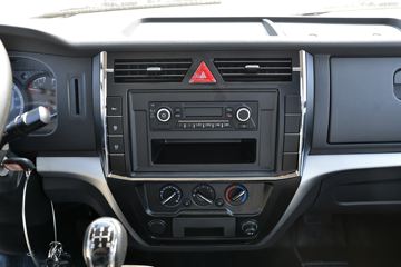 ���� ������D5 ���ܰ� 115���� 3.8�׵�����ʽ�Ῠ(����)(��ɲ)ͼƬ