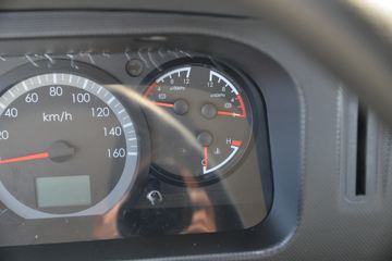 ���� ������D5 ���ܰ� 115���� 3.8�׵�����ʽ�Ῠ(����)(��ɲ)ͼƬ