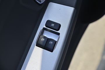 ���� ������D5 ���ܰ� 115���� 3.8�׵�����ʽ�Ῠ(����)(��ɲ)ͼƬ