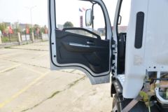 东风 多利卡D5 锐能版 115马力 3.8米单排厢式轻卡(国六)(气刹)(EQ5041XXY3CDFAC)