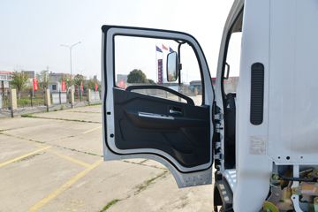 ���� ������D5 ���ܰ� 115���� 3.8�׵�����ʽ�Ῠ(����)(��ɲ)ͼƬ