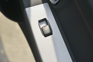 ���� ������K8 195���� 4X2 6.2����س�(����)(EQ5180XLC8CDEAC)ͼƬ